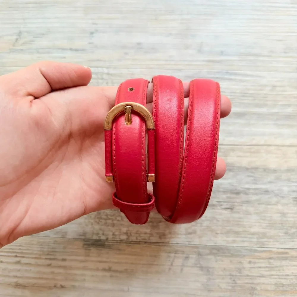 Vintage Red Leather Skinny Belt Gold Buckle Y2K Retro Size M Betty Rockabilly